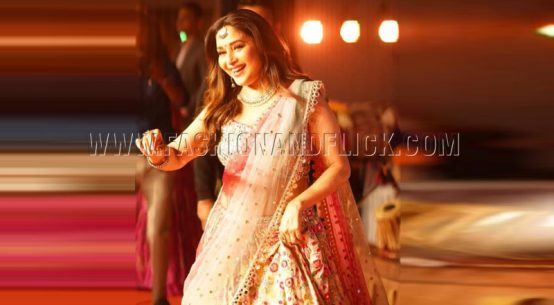 Madhuridixit-fashionandflick